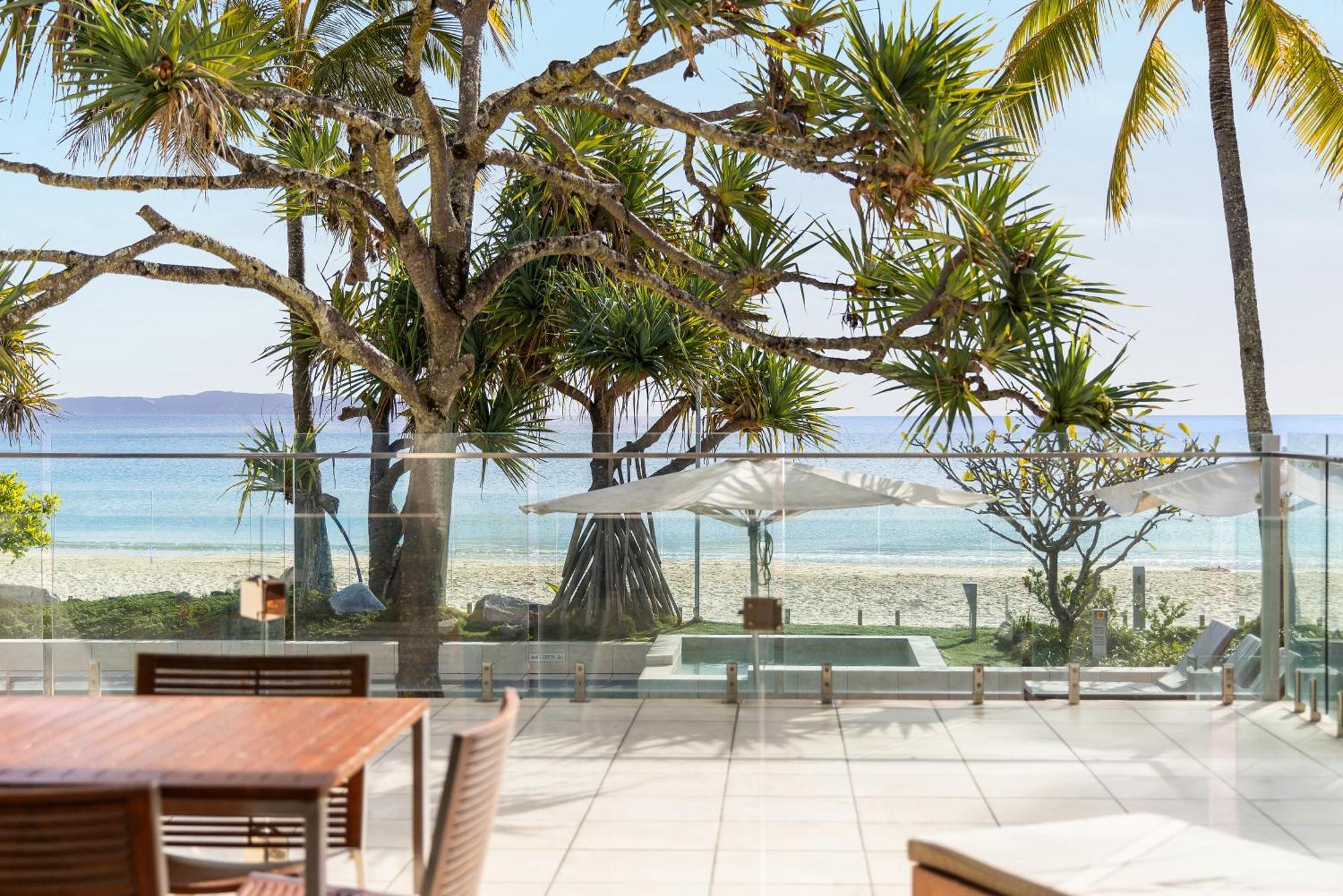 Fairshore 12: Absolute Beachfront, Direct Beach & Pool Access نوسا المظهر الخارجي الصورة